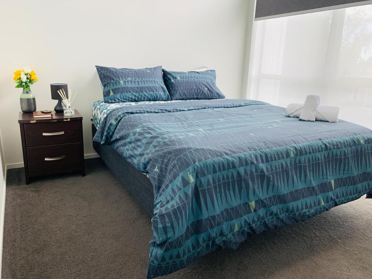 Auckland Homestay Near Airport-Room With En-Suite, Free Parking Papakura Eksteriør billede